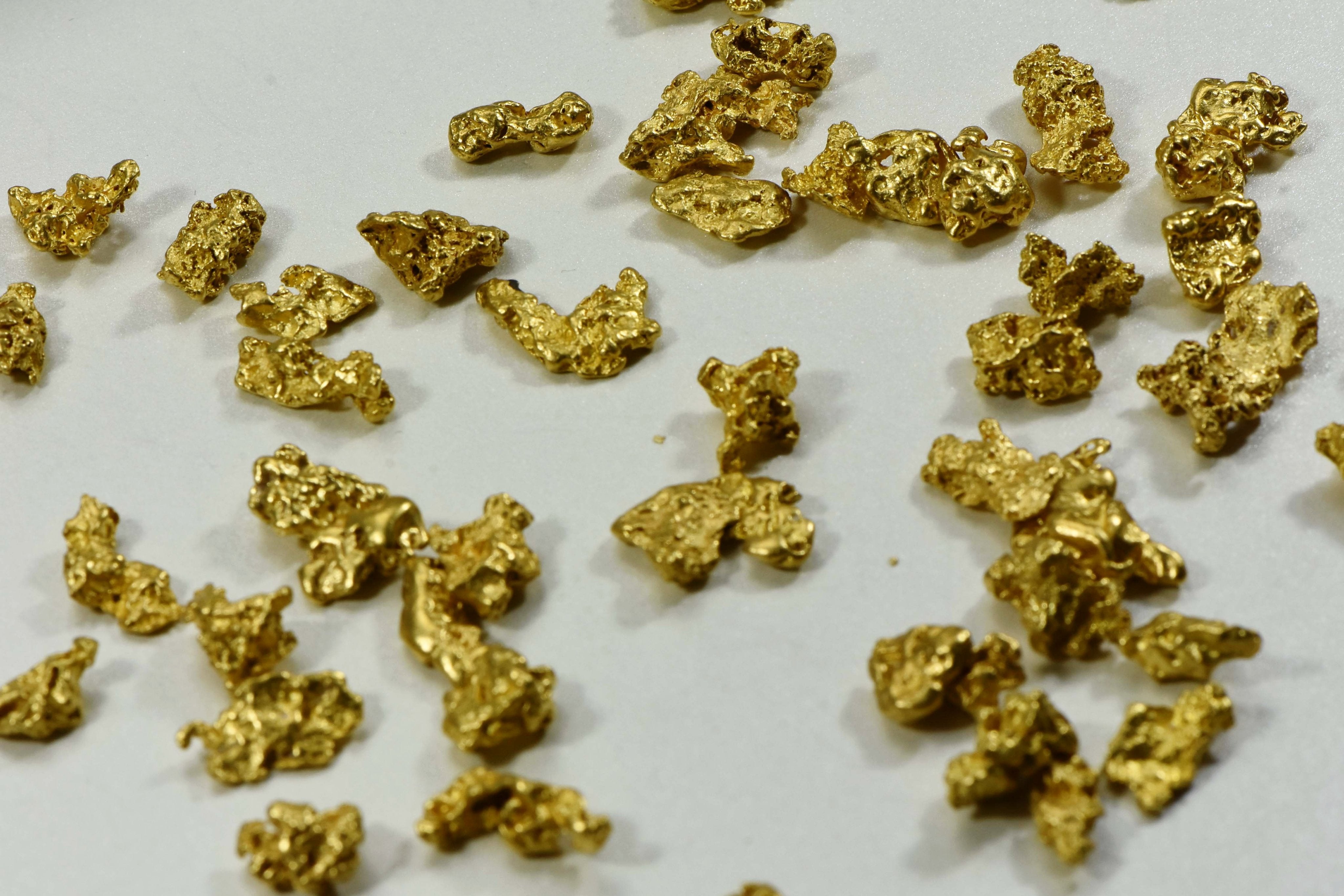 Australian Natural Gold Nugget Lot 2-5 Gram Pieces/ 62.20 Total- 2 Troy Oz. Aussie Nuggets Grams